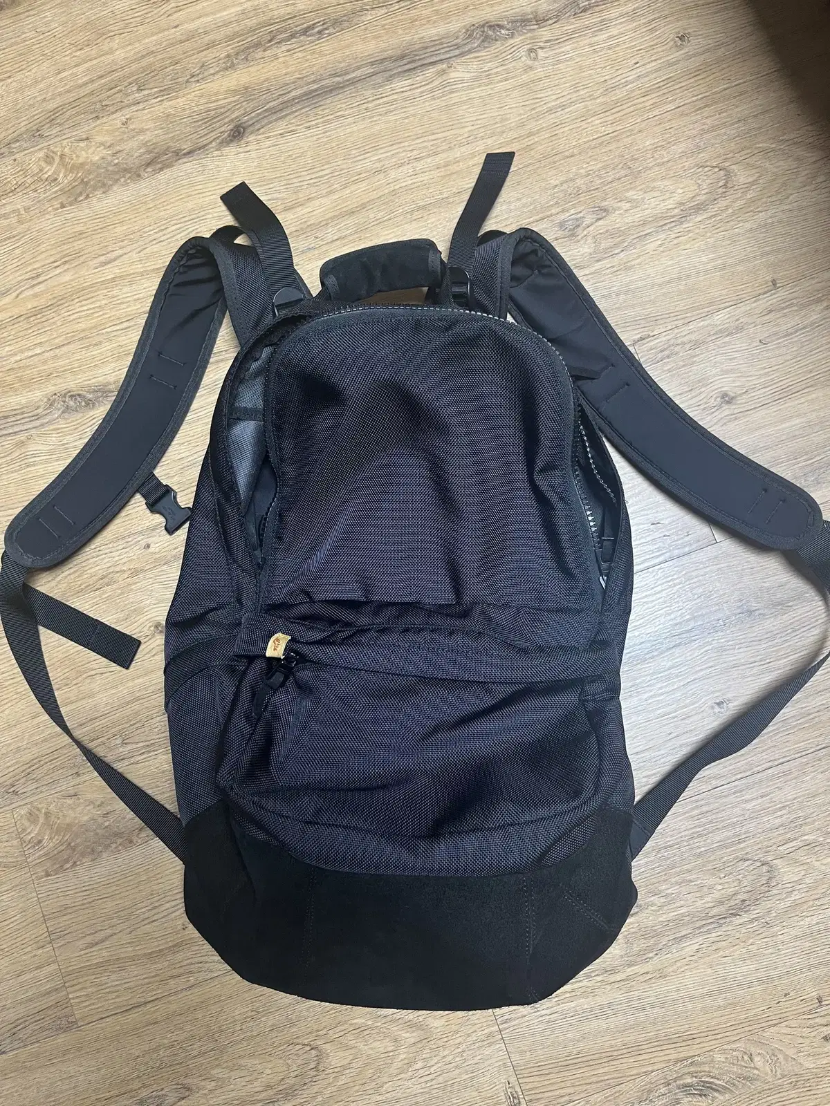 【超美品】BALLY ナイロンリュック　正規品 BALLY_MAK02Q_NY284_I5G5P_03.